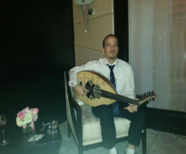 Oud Player Arabic Singer In UAE -Dubai - Abu Dhabi - Sharjah - Ajman - RAK-FUJ 0557447667 عازف عود ومطرب