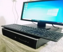 كمبيوتر مكتبي HP i5 مع الشاشة