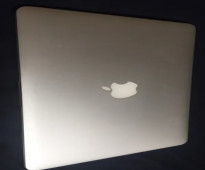 اقبل البدل بايباد ابل) 2013 MacBook pro التواصل فقط واتس اب