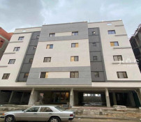 شقة للبيع في شارع عبيد بن خالد السلمي ، حي مريخ ، جدة
