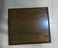 طاولة خشبية 60*60*60 wooden table