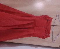 فستان أحمر مقاس 8