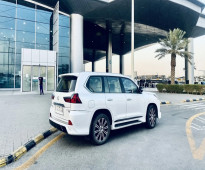 ايجار يومي من مطار الملك خالد الي مدينة الرياض
