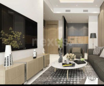 للبيع في دبي شقة 3 غرف جديده بالفرش اول ساكن