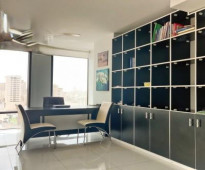 Nowɗ available Commercial office in Diplomatic area for 102bhd monthly.
