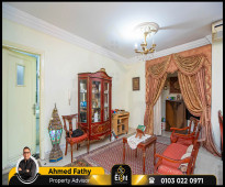 شقة للبيع 208 م رشدي ( ش عبدالعزيز)